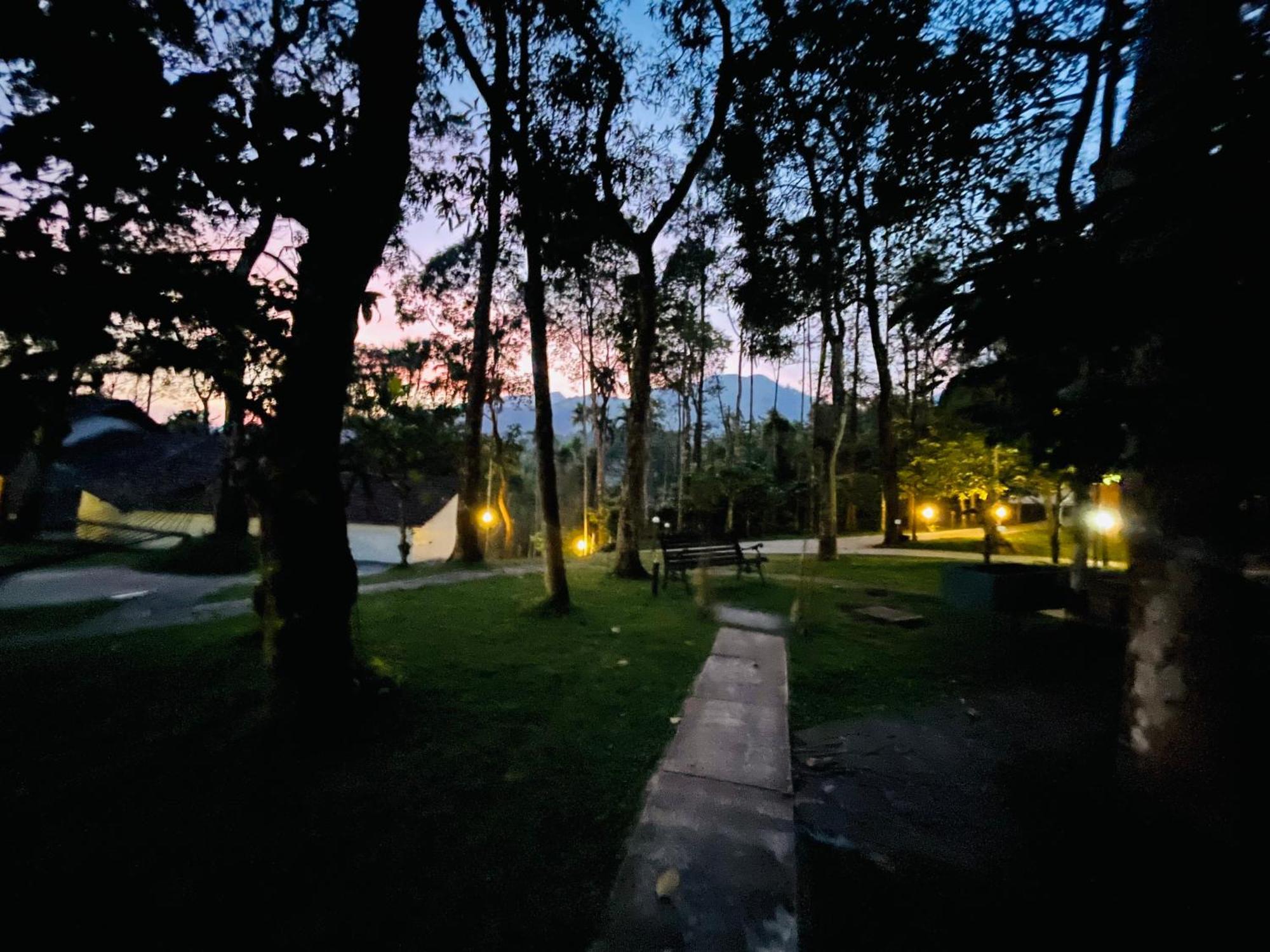 Villa Drey At Druv Dakshin Farm Padinjarathara
